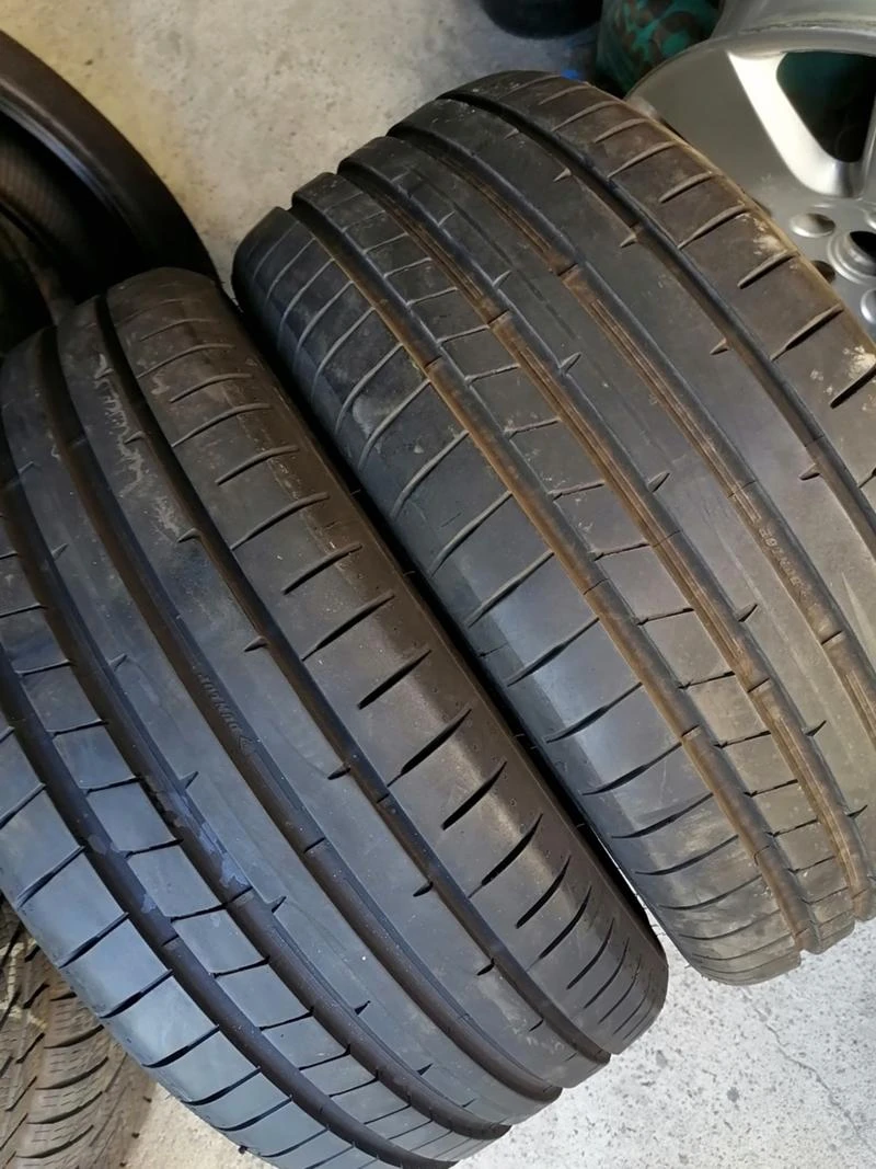 Гуми Летни 225/40R18, снимка 2 - Гуми и джанти - 29889029