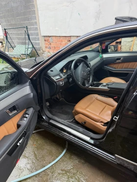 Mercedes-Benz E 220, снимка 7
