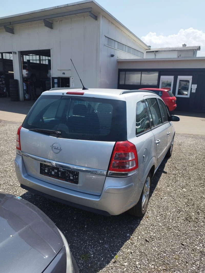 Opel Zafira 1.7CDTI 7МЕСТЕН, снимка 4 - Автомобили и джипове - 47403683