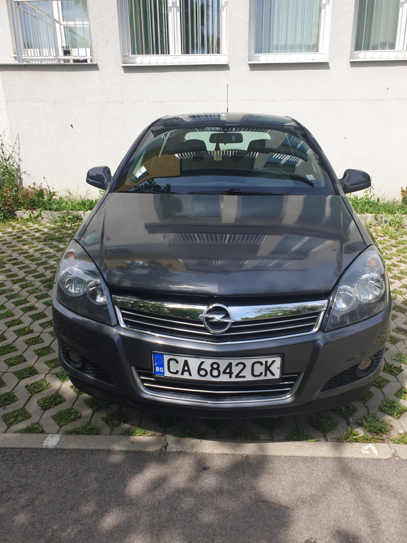 Opel Astra, снимка 13 - Автомобили и джипове - 46067378