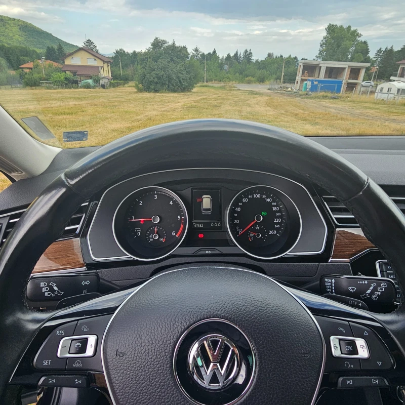 VW Passat Highline B8, снимка 9 - Автомобили и джипове - 47206716