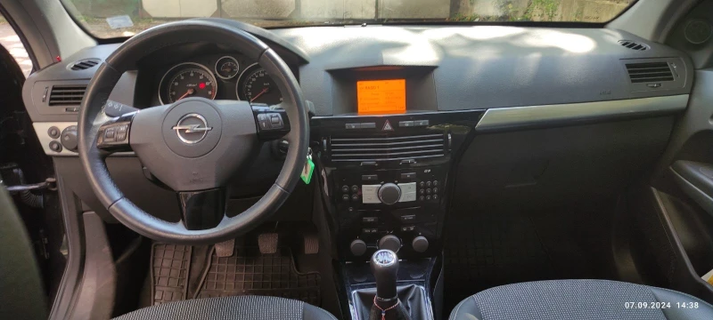 Opel Astra 1, 6 бензин 117000 км., снимка 4 - Автомобили и джипове - 47286148