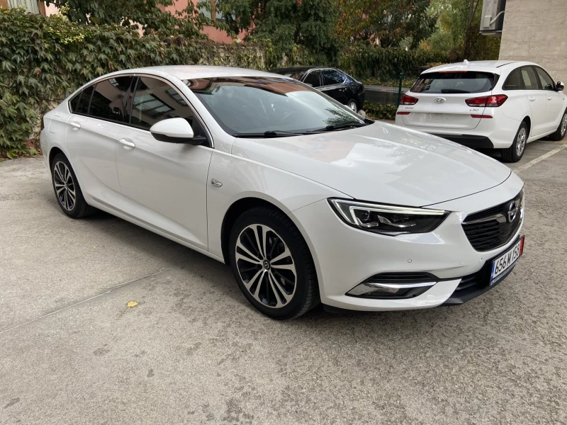 Opel Insignia 1.5i Turbo/Exclusive/Gr Sport/Automatic/LED Matrix, снимка 1 - Автомобили и джипове - 47464732