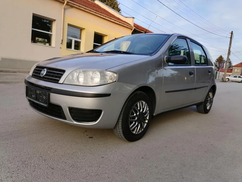 Fiat Punto 1.2 бензин Топ състояние , снимка 1 - Автомобили и джипове - 48576169