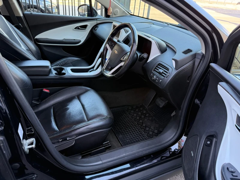 Chevrolet Volt Hybrid , снимка 7 - Автомобили и джипове - 51902590