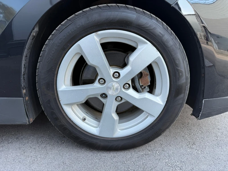Chevrolet Volt Hybrid , снимка 15 - Автомобили и джипове - 51902590