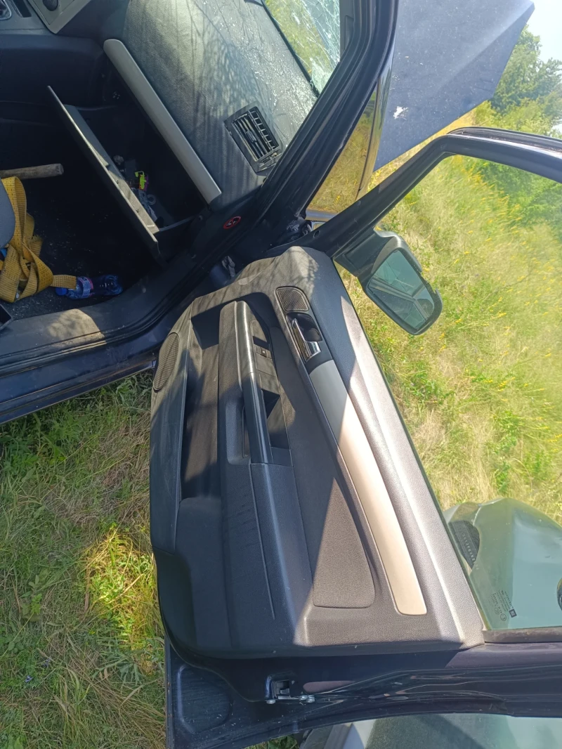 Opel Zafira 1.9-150-6ск-7местен- на Части!, снимка 5 - Автомобили и джипове - 52674718