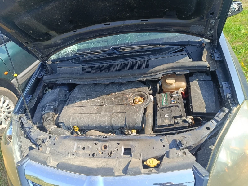 Opel Zafira 1.9-150-6ск-7местен- на Части!, снимка 3 - Автомобили и джипове - 52674718