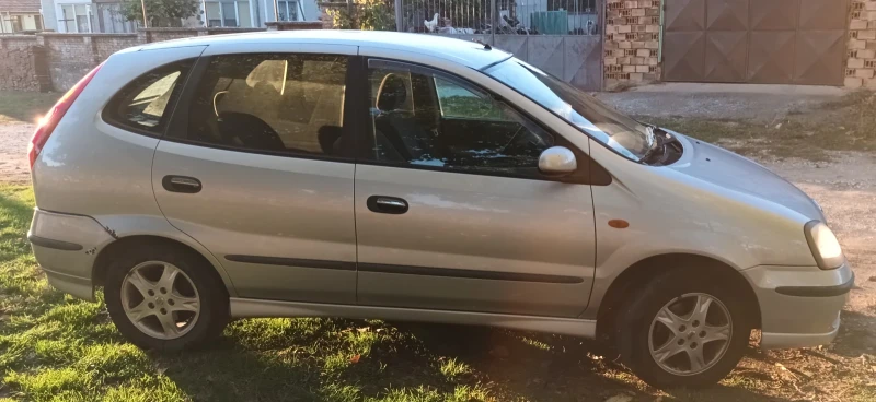Nissan Almera tino, снимка 3 - Автомобили и джипове - 52117025