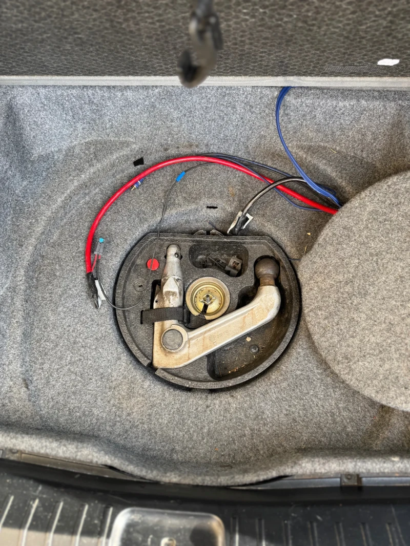 BMW 318 1.8, снимка 16 - Автомобили и джипове - 52551978