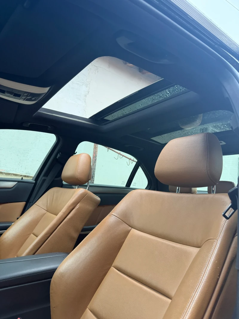 Mercedes-Benz E 220, снимка 8 - Автомобили и джипове - 52858672