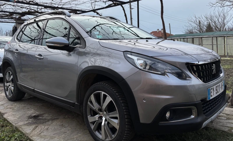 Peugeot 2008 1, 6 Blue-HDI Alure+ стъклен покрив , Navi Car Pla, снимка 2 - Автомобили и джипове - 53223750