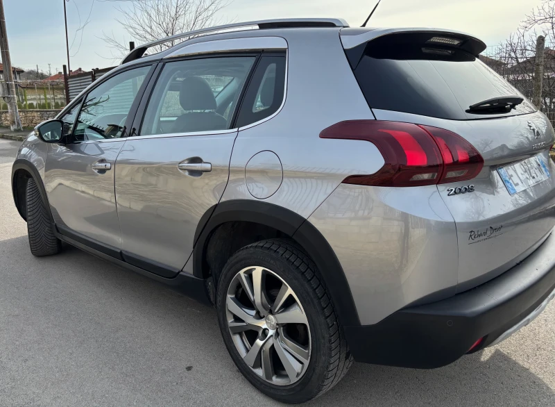 Peugeot 2008 1, 6 Blue-HDI Alure+ стъклен покрив , Navi Car Pla, снимка 3 - Автомобили и джипове - 53223750