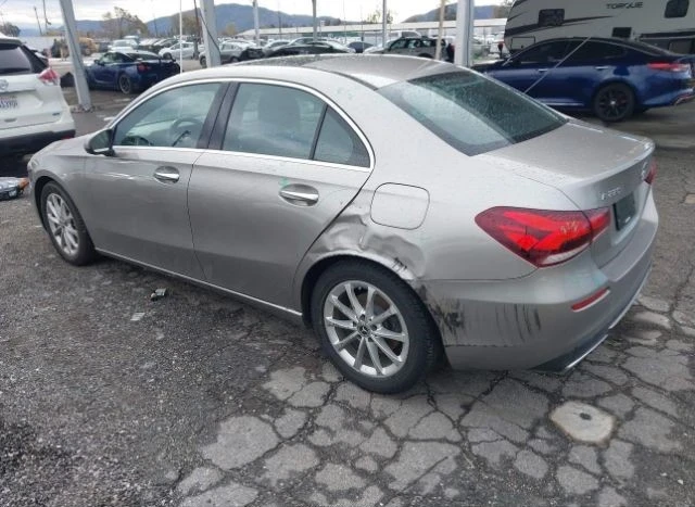 Mercedes-Benz A 220  - изображение 4