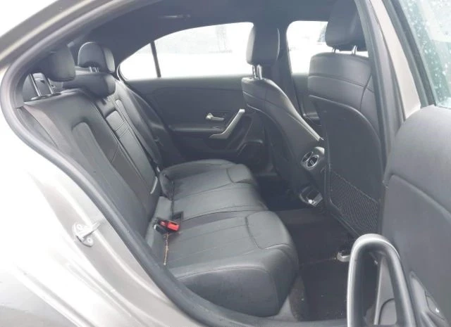 Mercedes-Benz A 220  - изображение 10