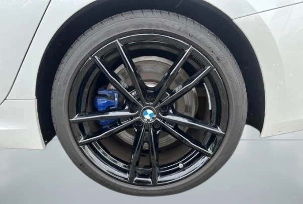 BMW 330 i xDrive = M-Sport Pro = Гаранция - изображение 4