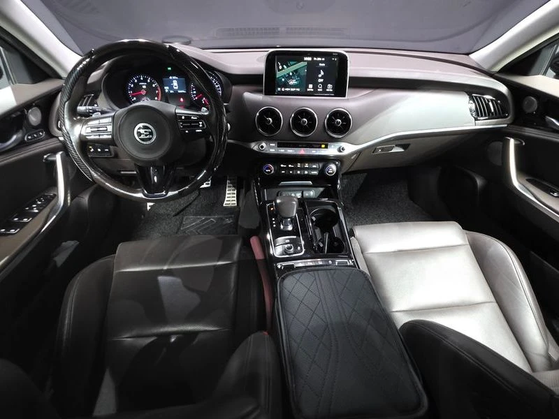 Kia Stinger 3.3 Turbo AWD| 365к.с.| ВКЛ.ТЕХНОТЕСТ, снимка 7 - Автомобили и джипове - 55666091