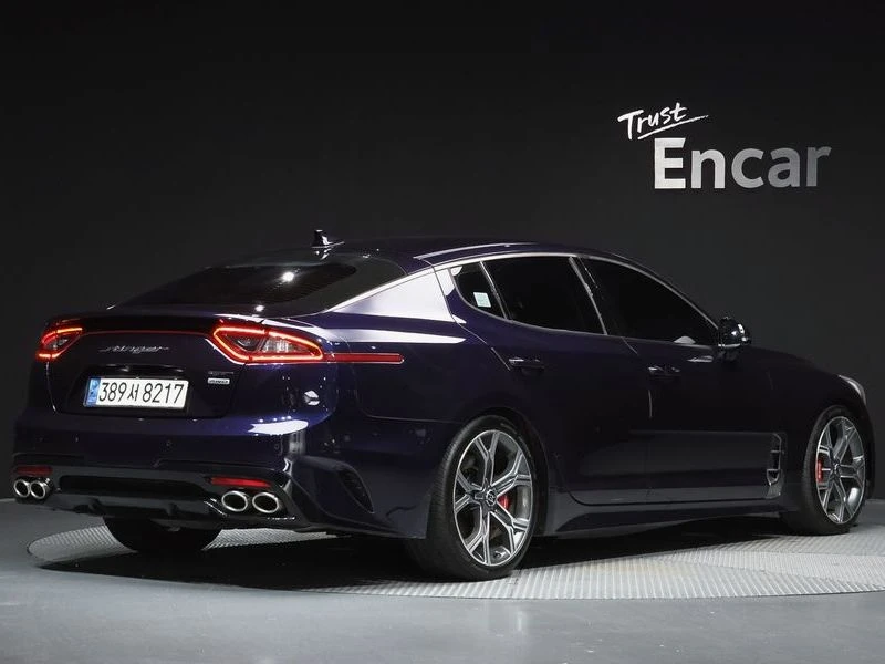 Kia Stinger 3.3 Turbo AWD| 365к.с.| ВКЛ.ТЕХНОТЕСТ, снимка 2 - Автомобили и джипове - 55666091
