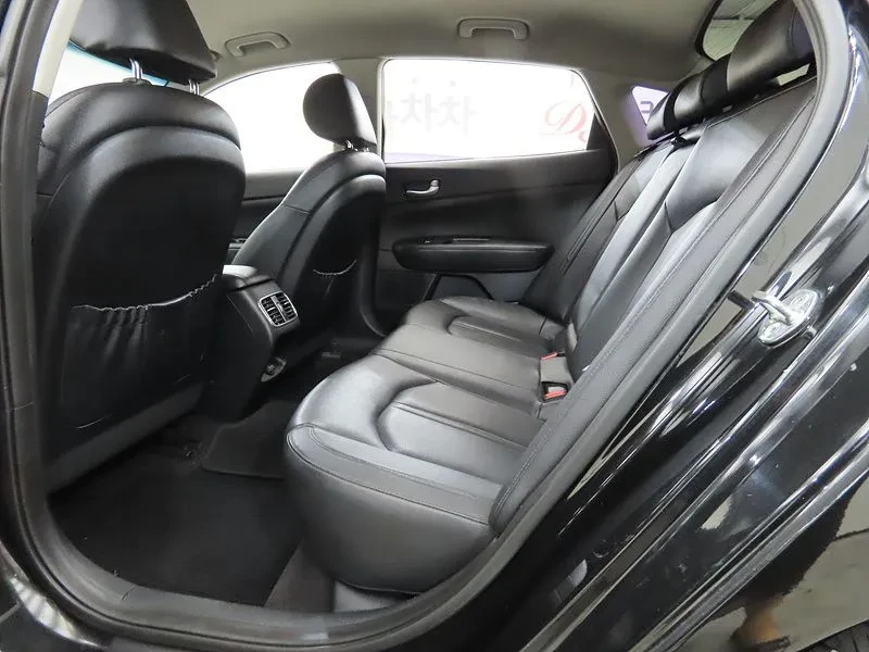 Kia K5 2.0 SX PRESTIGE, снимка 11 - Автомобили и джипове - 55718385