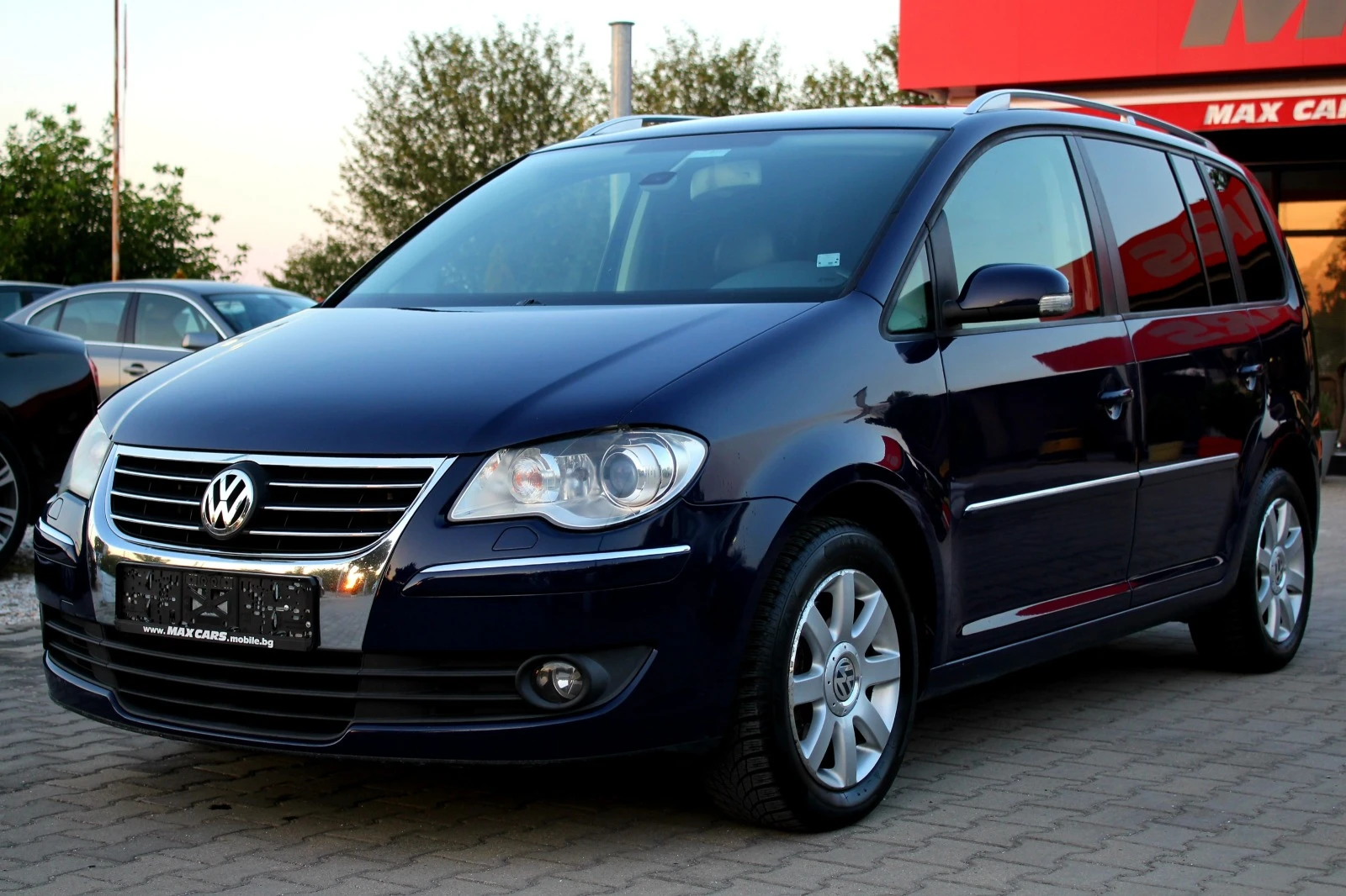 VW Touran 2.0TDI СОБСТВЕН ЛИЗИНГ, снимка 1