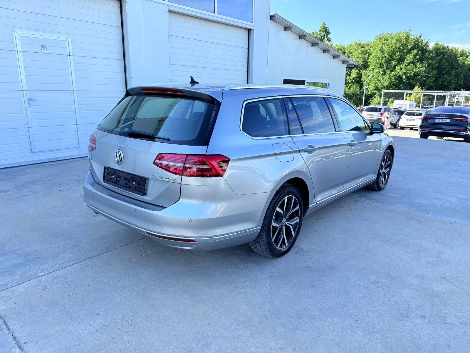 VW Passat 2.0tdi * Highline* Navi* Digital*  | Mobile.bg   15