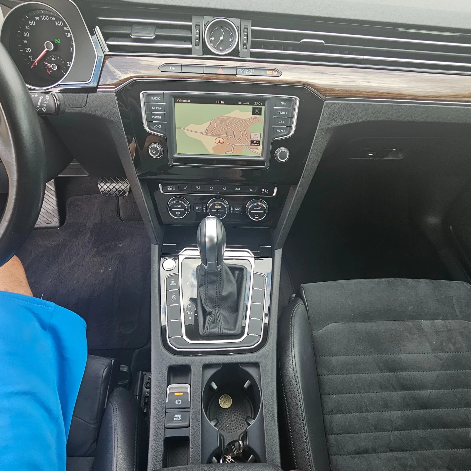 VW Passat Highline B8 | Mobile.bg   11