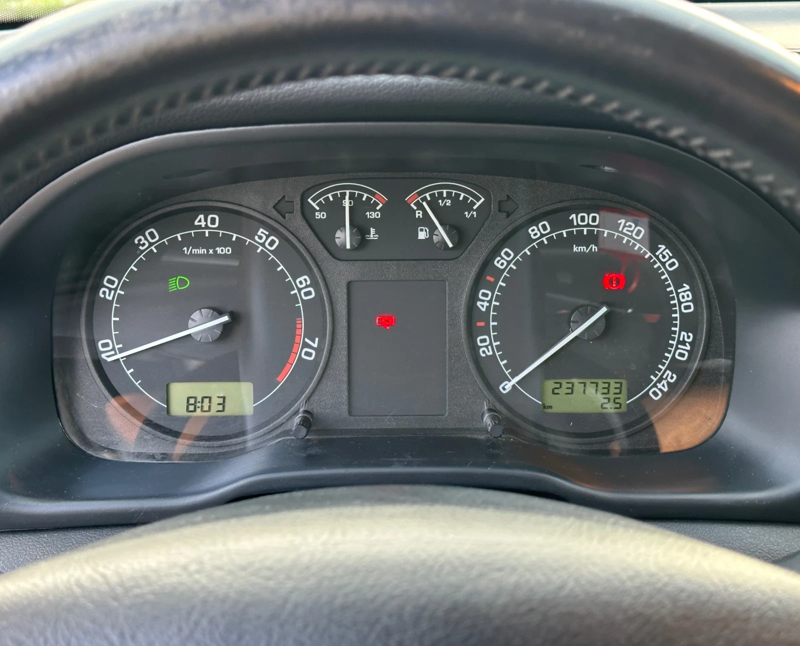 Skoda Octavia 1.8Т 4х4 Теглич Кожа Клима - изображение 10