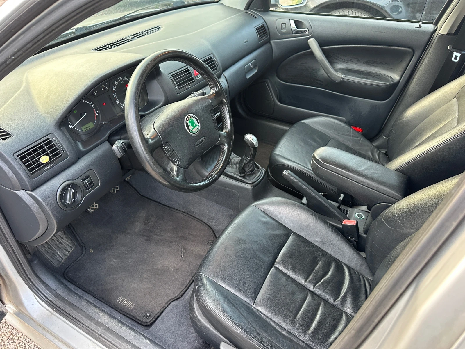 Skoda Octavia 1.8Т 4х4 Теглич Кожа Клима - изображение 7