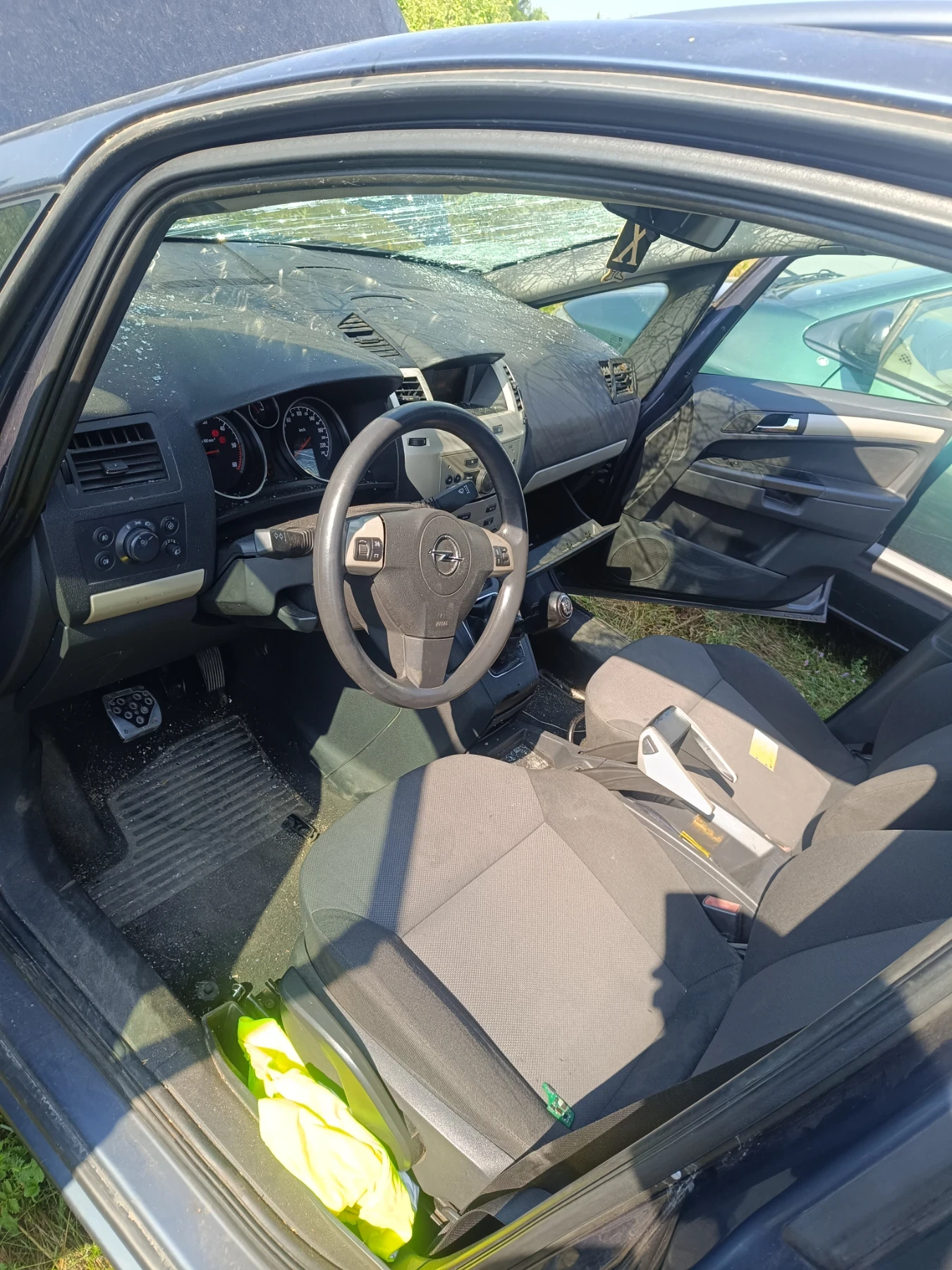 Opel Zafira 1.9-150-6ск-7местен- на Части! - изображение 9