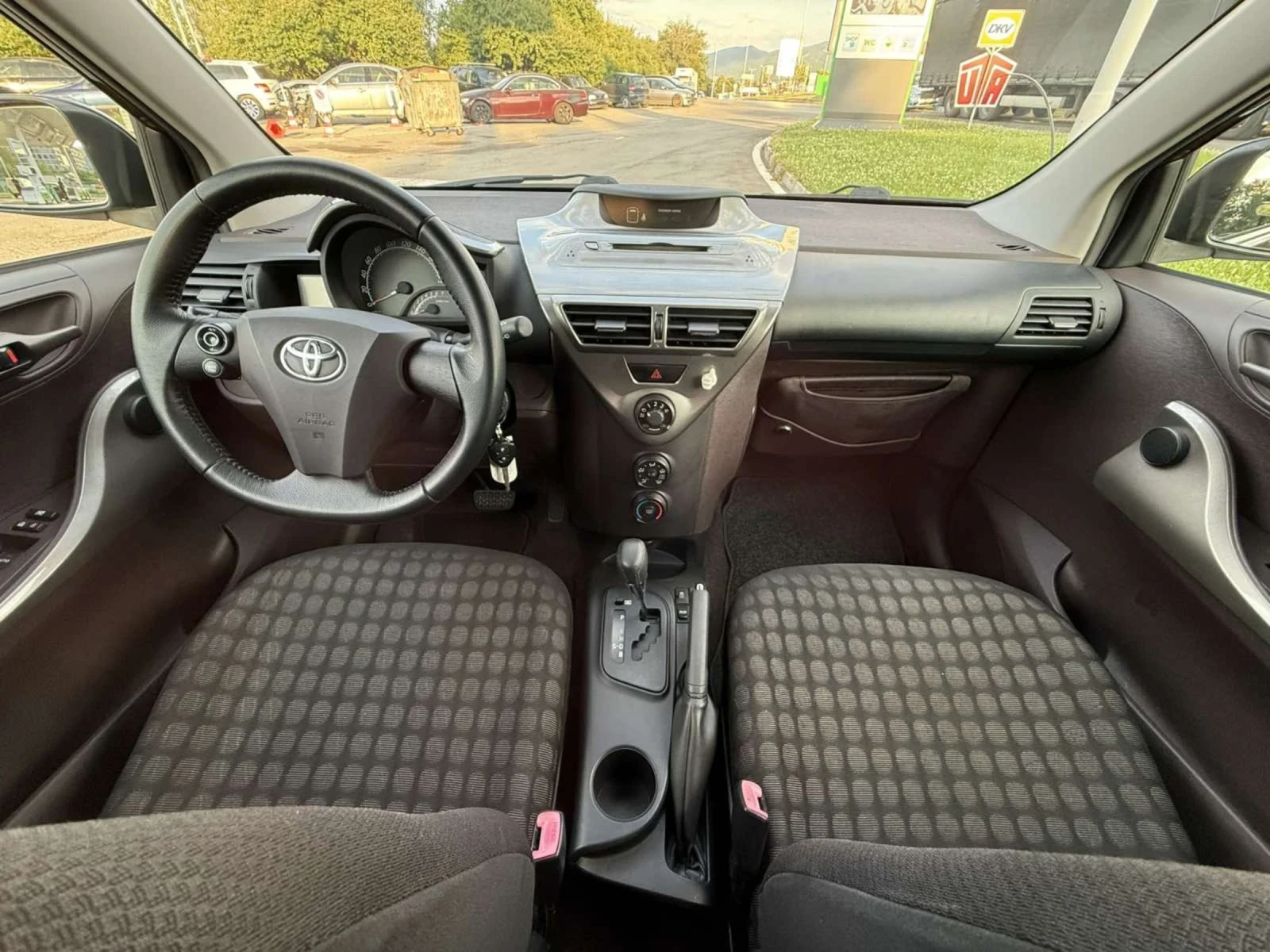Toyota IQ ЧИСТО НОВА/АВТЕНТИЧЕН ВИД - изображение 7