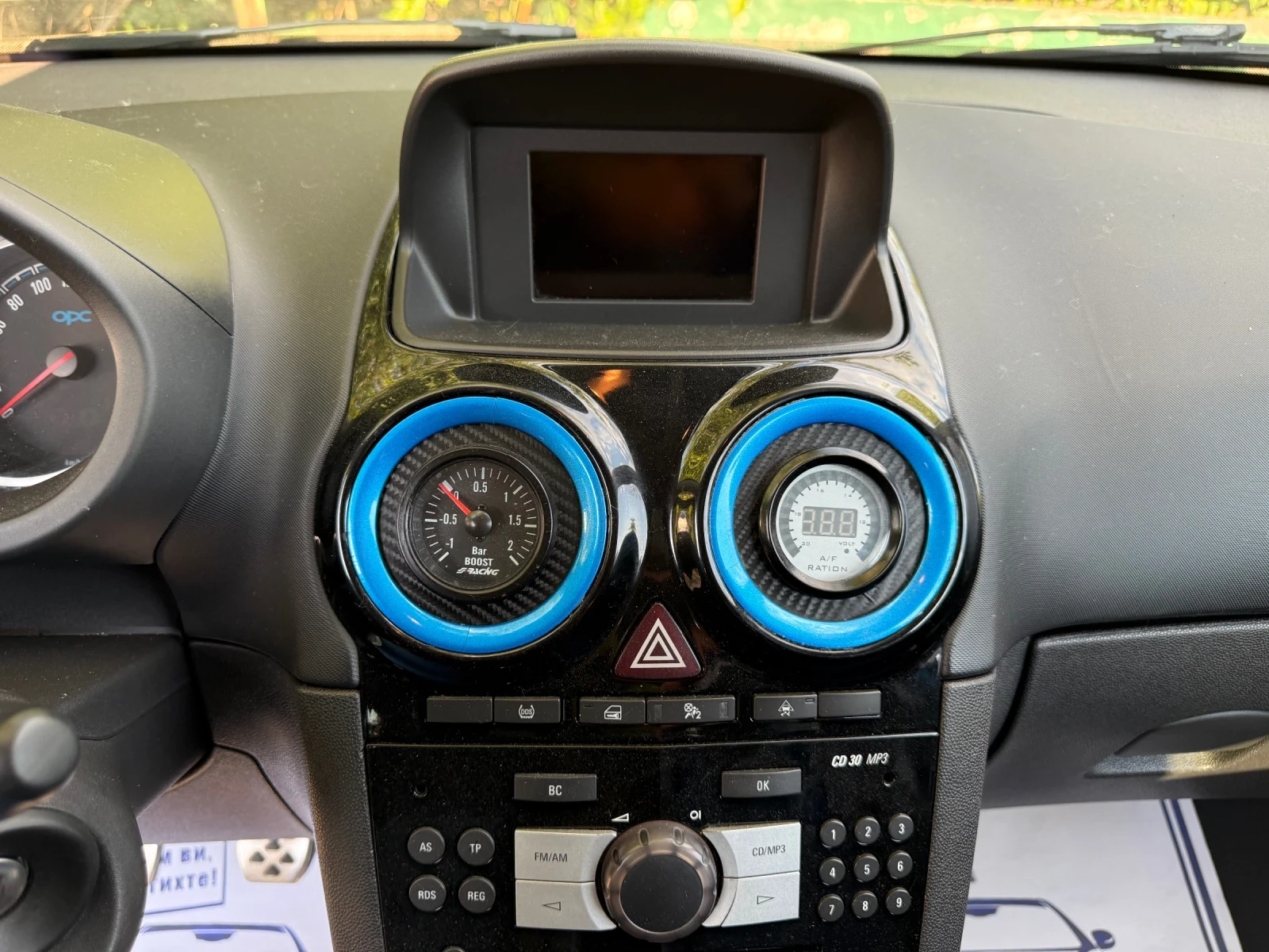 Opel Corsa 1.6T - изображение 9