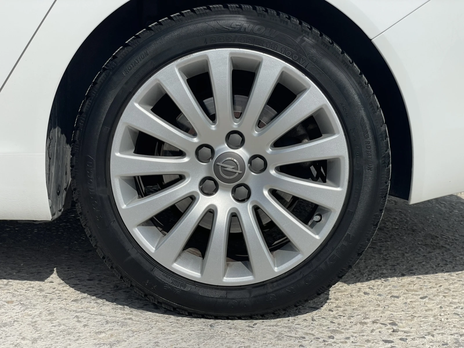 Opel Insignia  - изображение 9