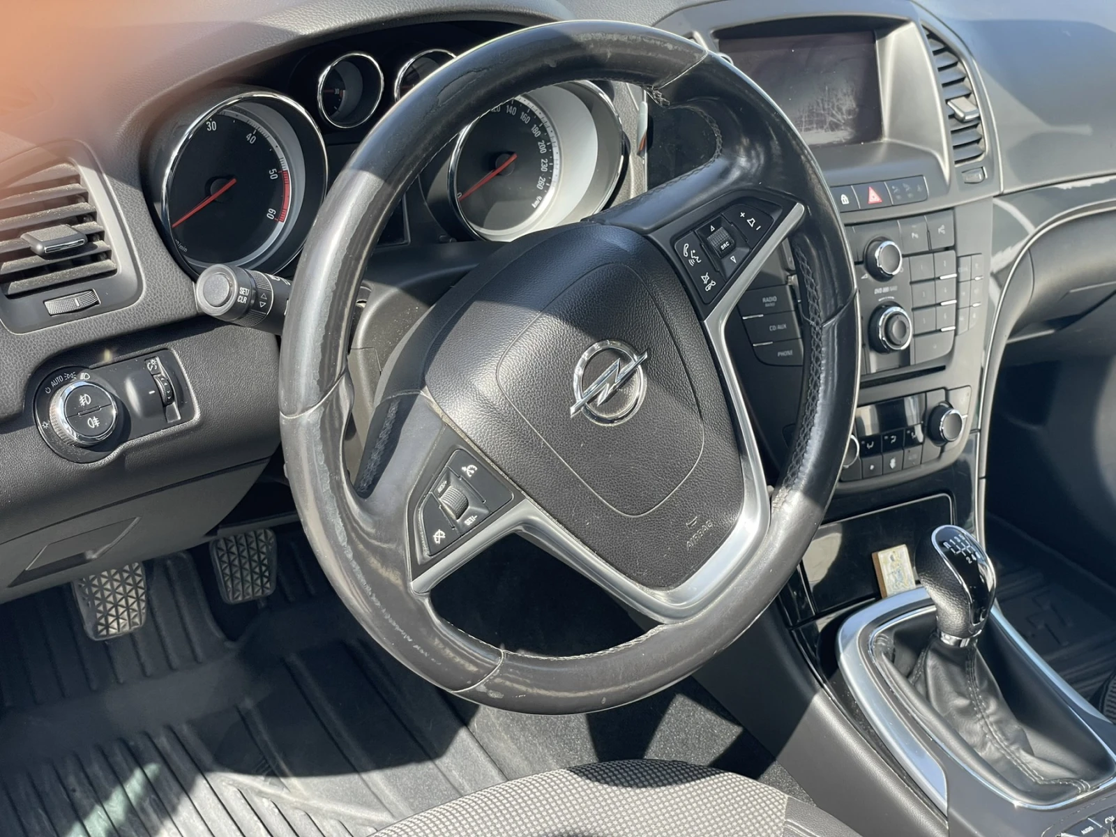 Opel Insignia Sports Tourer 2.0 CDTI | Mobile.bg � ����������� 12