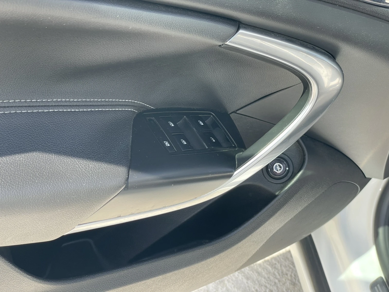 Opel Insignia Sports Tourer 2.0 CDTI | Mobile.bg � ����������� 15