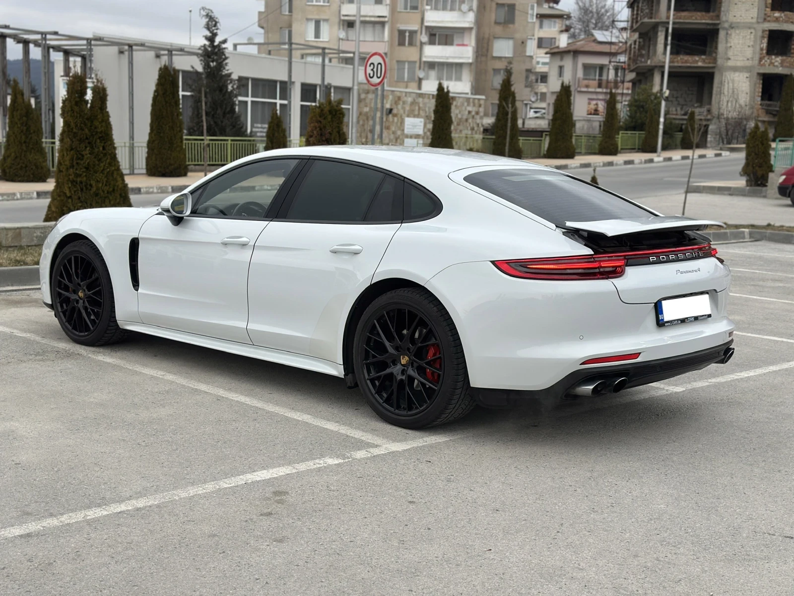 Porsche Panamera 4 Germany| Burmester| Сервизна книжка| Carbon| Обд, снимка 4 - Автомобили и джипове - 52435682