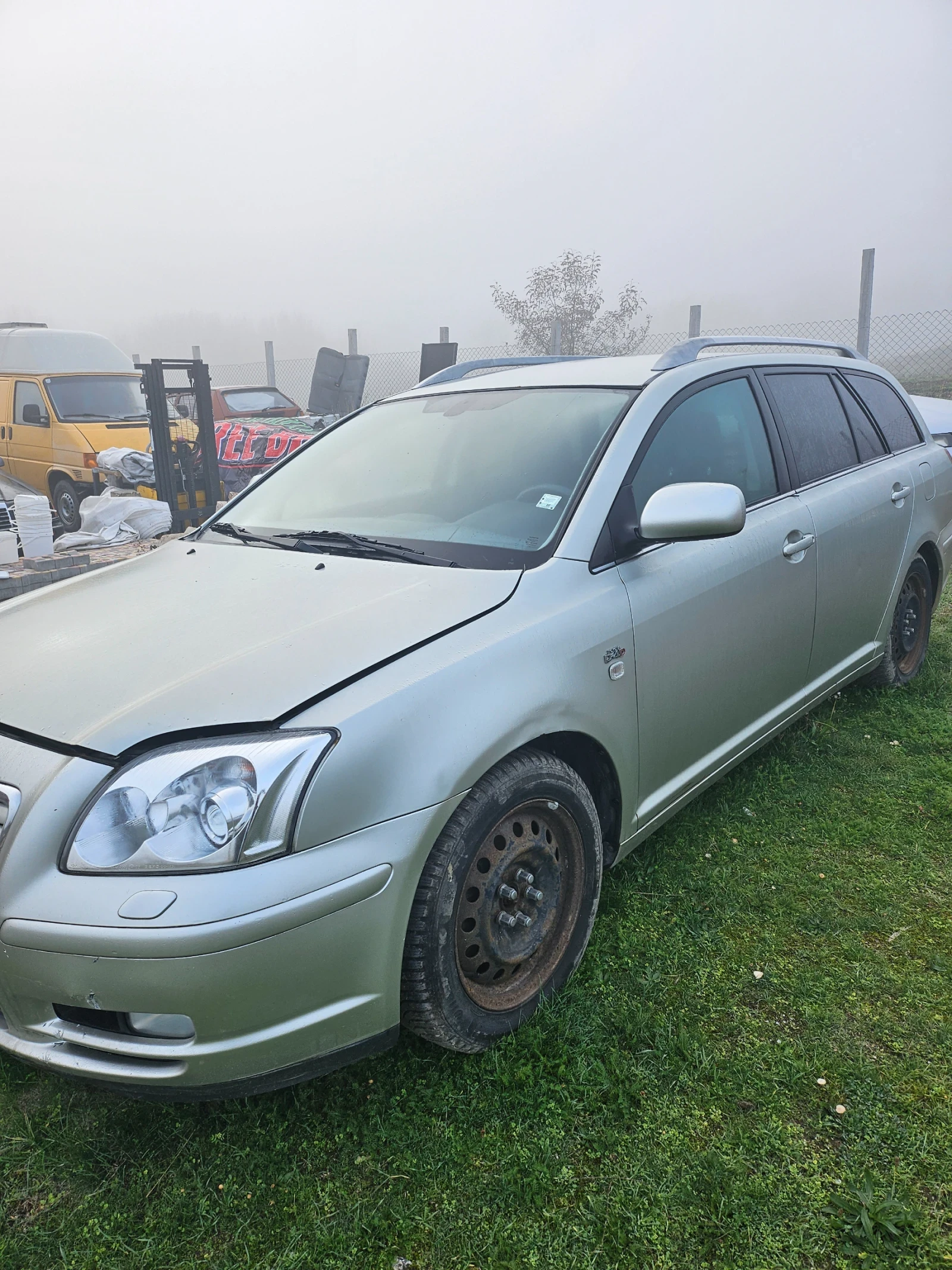 Toyota Avensis  - изображение 3