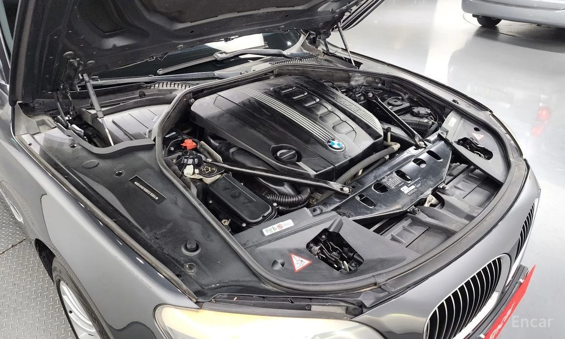 BMW 730  - изображение 6