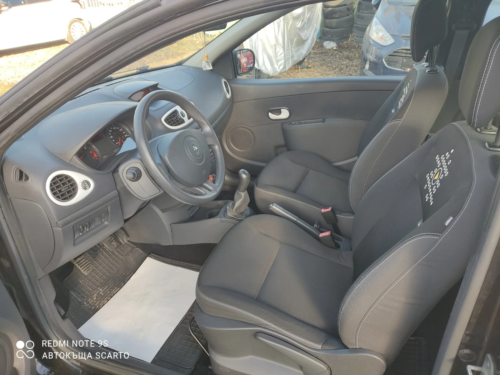 Renault Clio 1.2i, 75kc, бензин, климатик, 2011г, 122х.км - изображение 8