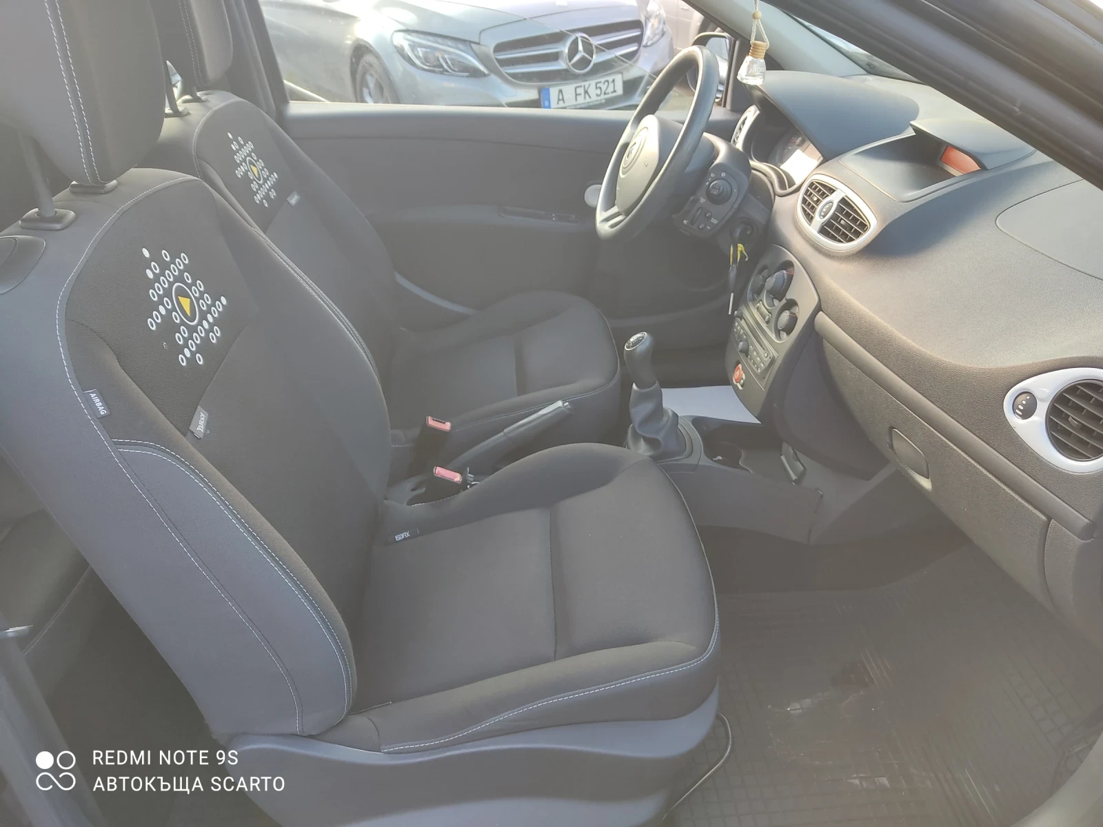 Renault Clio 1.2i, 75kc, ������, ��������, 2011�, 122�.�� | Mobile.bg � ����������� 12