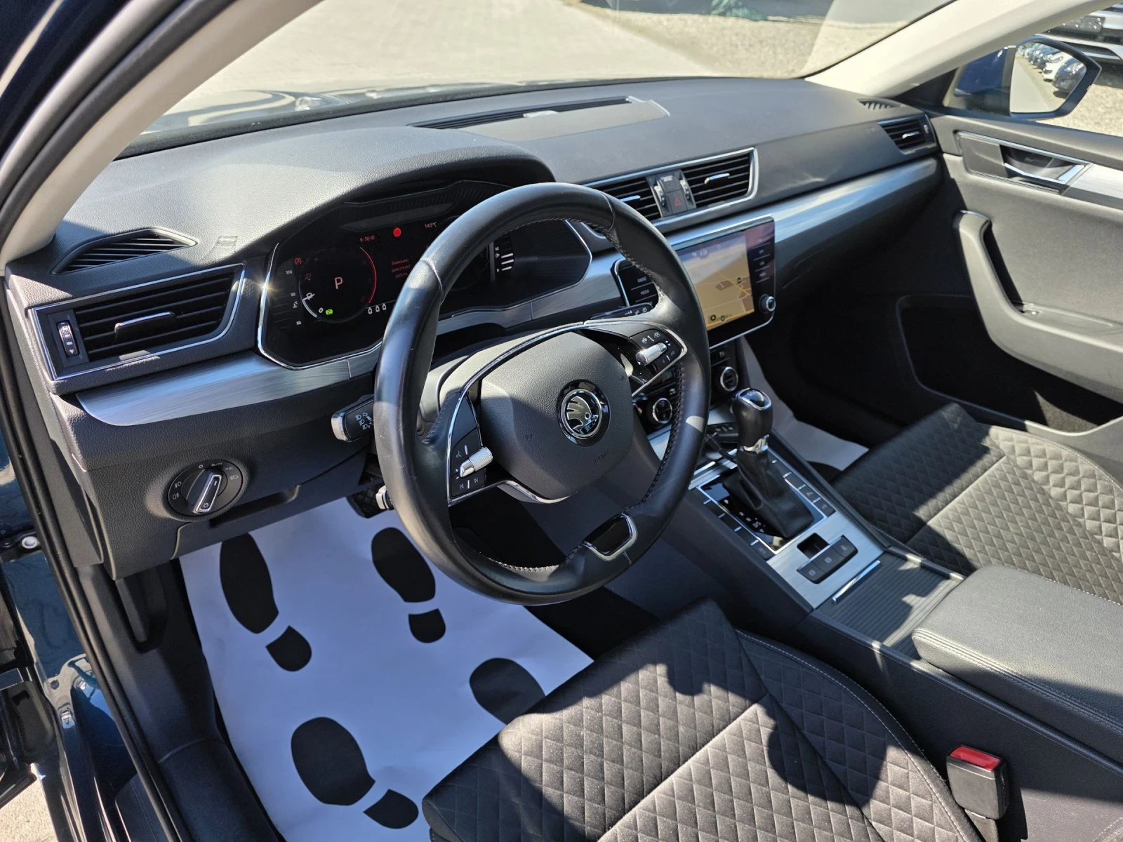 Skoda Superb 2.0TDI Fecelift ������ | Mobile.bg � ����������� 9