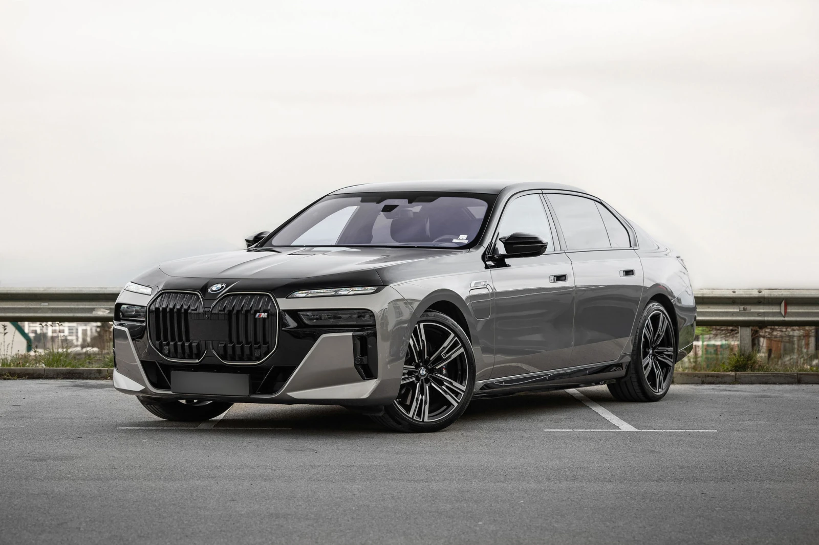 BMW 760, снимка 2 - Автомобили и джипове - 54139712