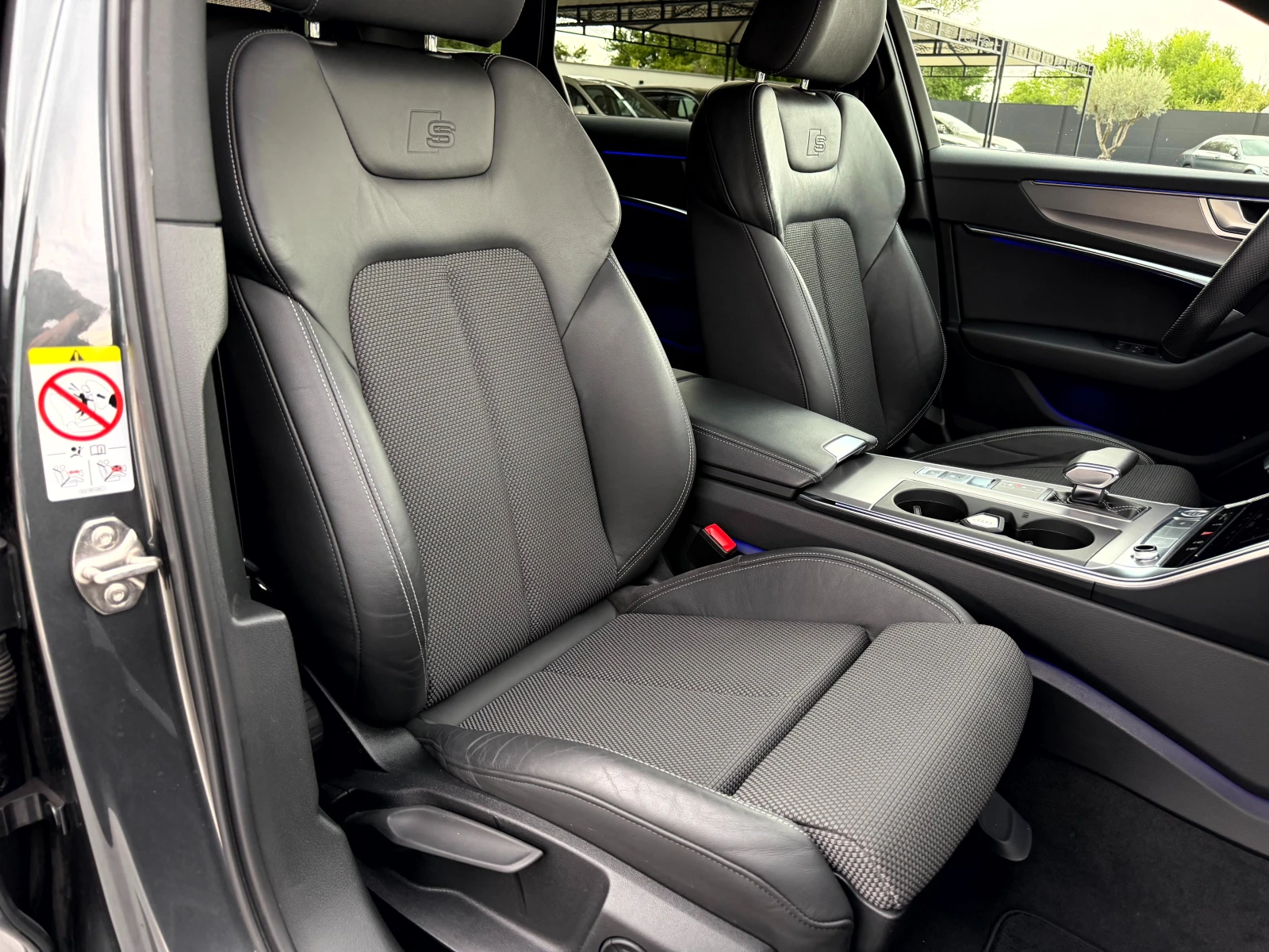 Audi A6 40TDI MHEV 204к.с QUATTRO* S-LINE PLUS* DISTRONIC, снимка 13 - Автомобили и джипове - 54380401