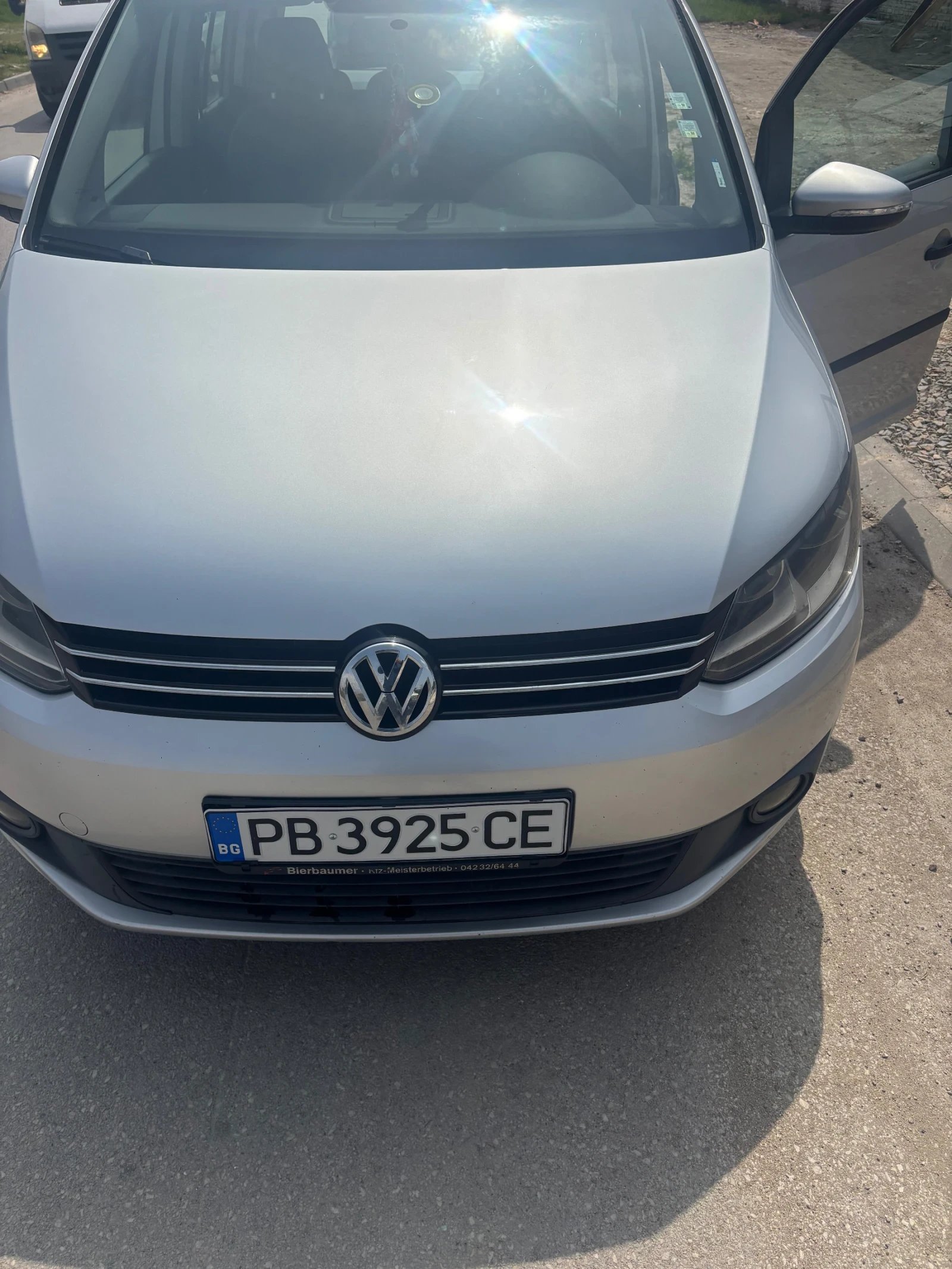 VW Touran, снимка 2 - Автомобили и джипове - 54635188