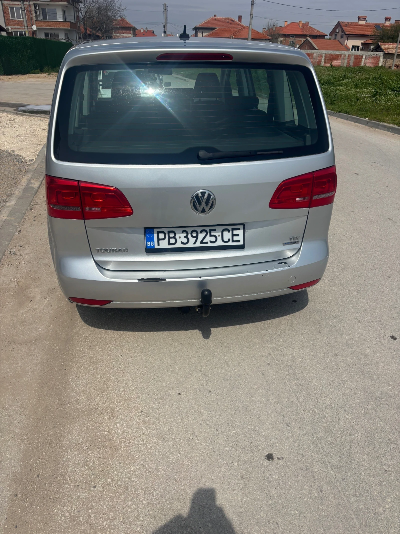 VW Touran, снимка 3 - Автомобили и джипове - 54635188