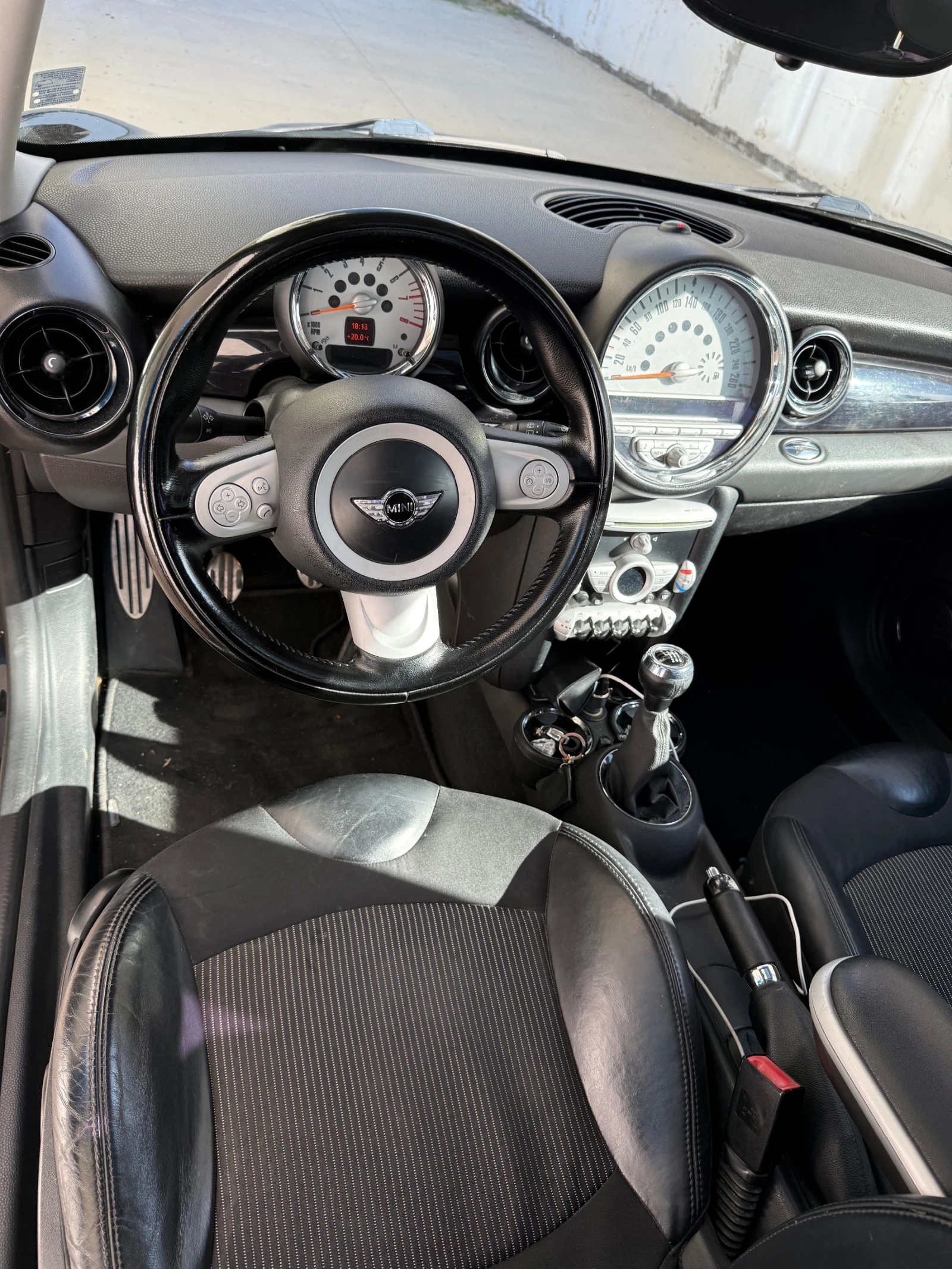 Mini Cooper s S 1.6T, снимка 6 - Автомобили и джипове - 54721885