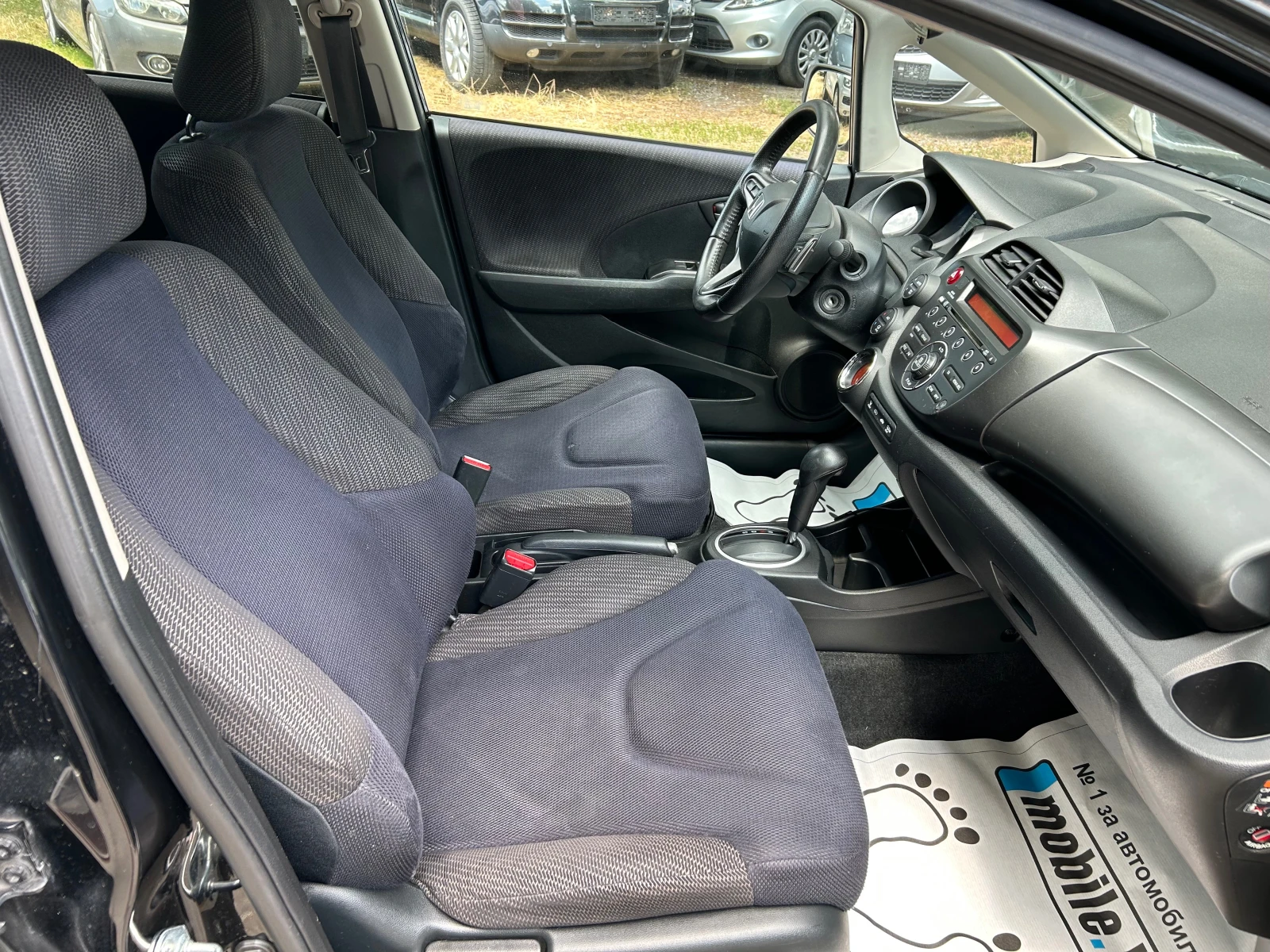 Honda Jazz 1.4 i АВТОМАТИК/ПАНОРАМА/ГАЗ, снимка 10 - Автомобили и джипове - 55081253