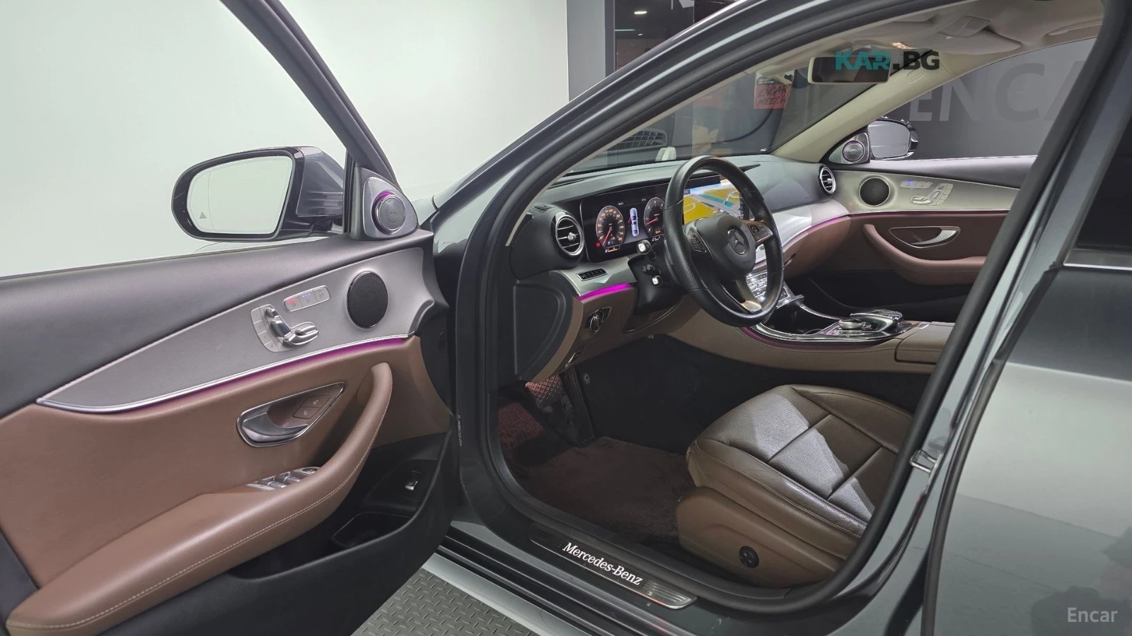 Mercedes-Benz E 350 360 CAM* ОБДУХВАНЕ* HUD, снимка 3 - Автомобили и джипове - 55380217
