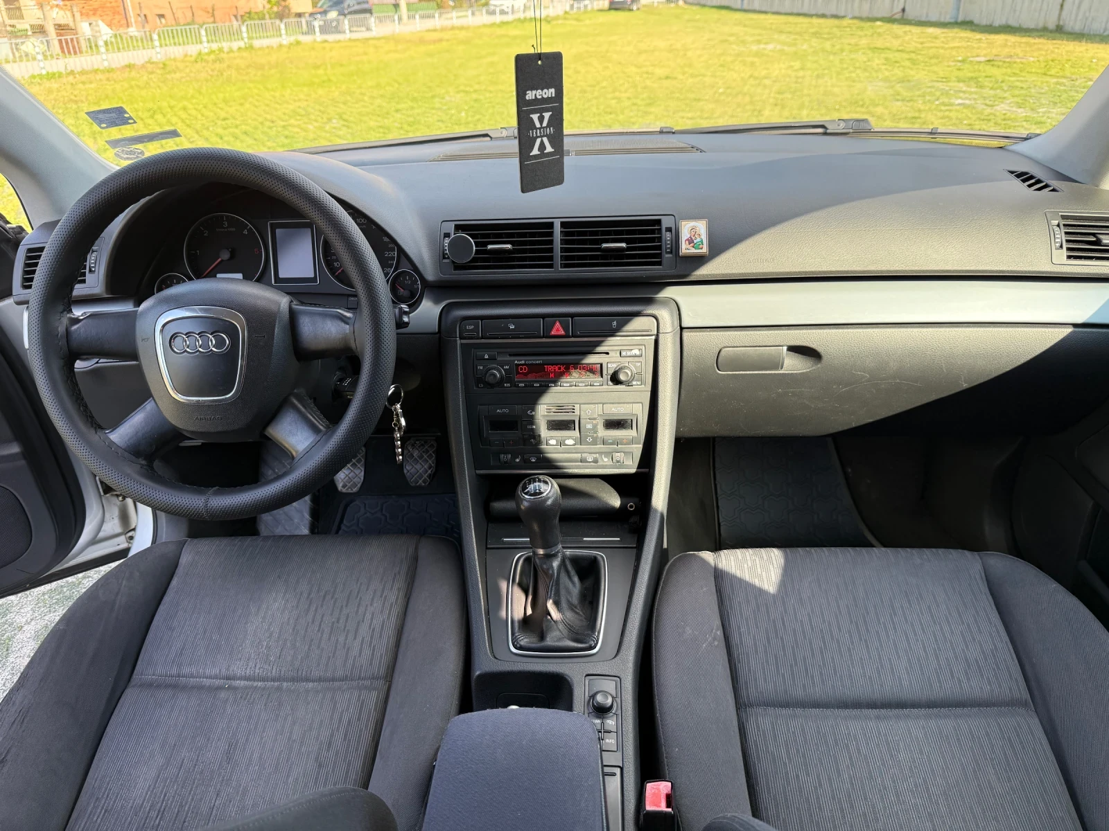 Audi A4, снимка 8 - Автомобили и джипове - 55421713