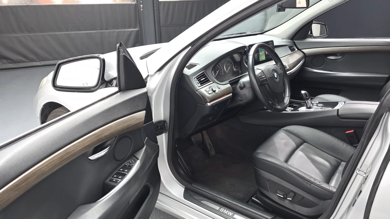 BMW 5 Gran Turismo HUD* 360* ЛЮК* КРАЙНА ЦЕНА, снимка 10 - Автомобили и джипове - 55496059