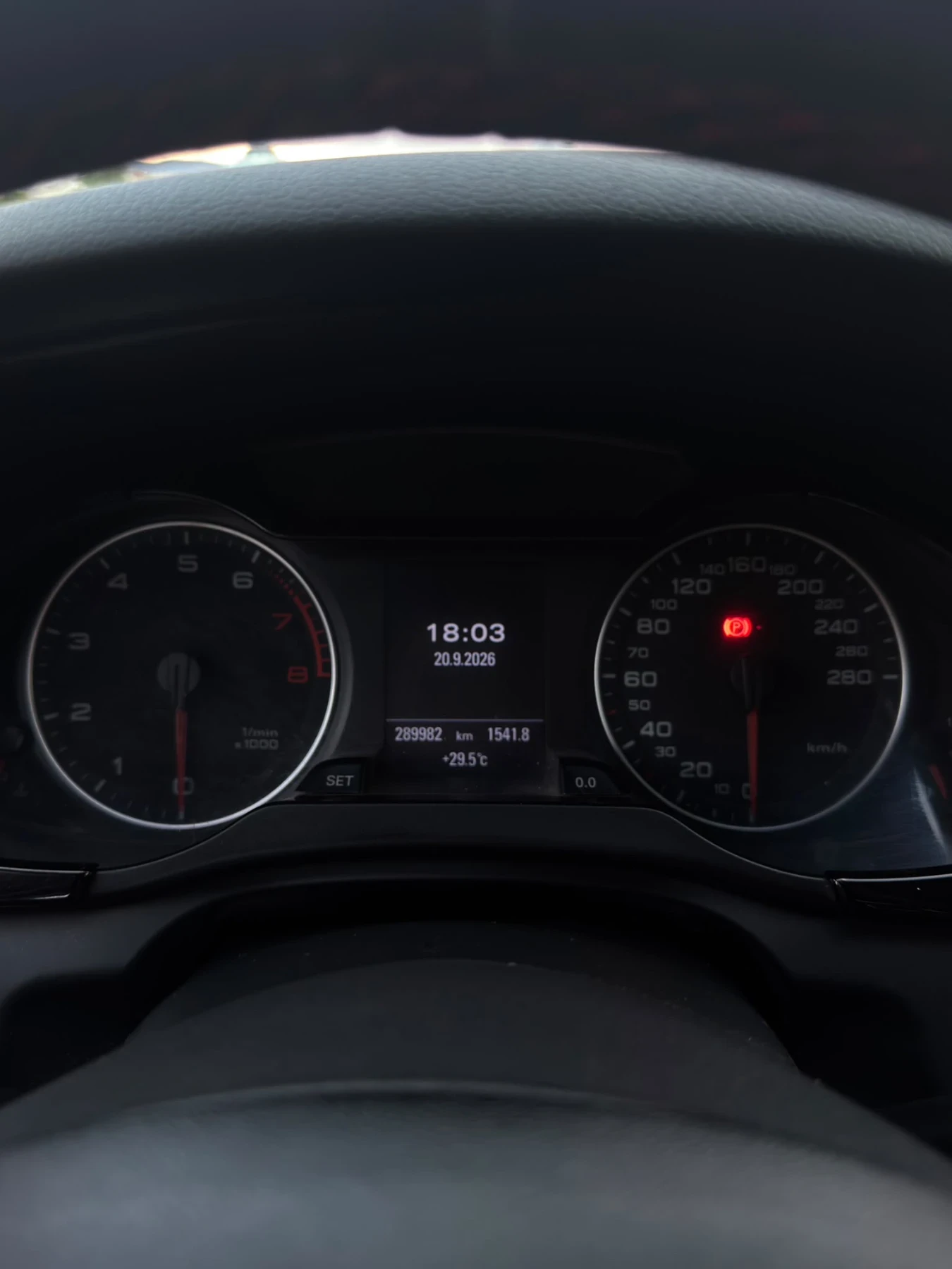 Audi A4 3.2 FSI, снимка 11 - Автомобили и джипове - 56154639